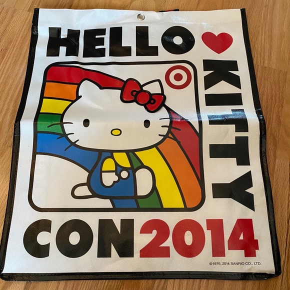 Hello Kitty Con Anniversary Collectibles - Picture 9 of 13